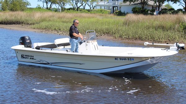 Carolina Skiff 218 DLV 