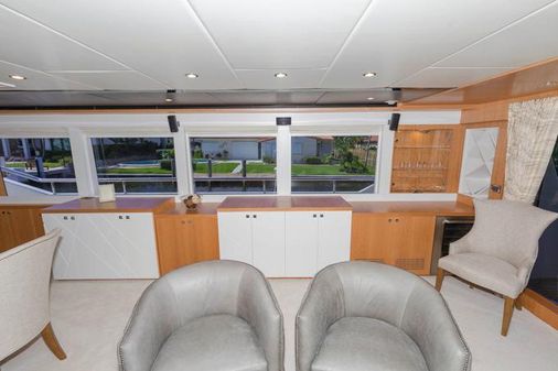 Johnson Motor Yacht w/Open Flybridge image