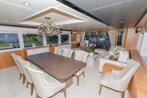 Johnson Motor Yacht w/Open Flybridge image