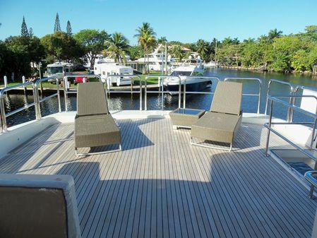 Johnson Motor Yacht w/Open Flybridge image