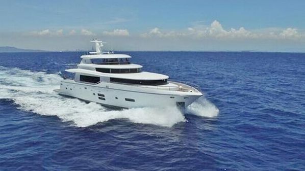 Johnson Motor Yacht w/Open Flybridge image