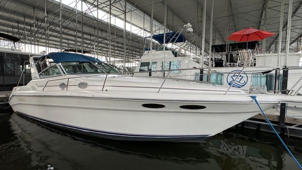 Sea Ray 330 Sundancer 