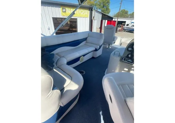 Premier 221-CAST-A-WAY image