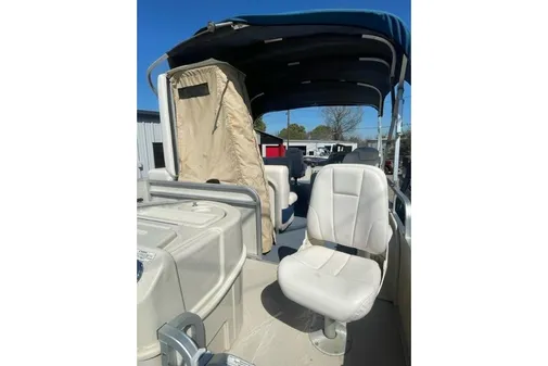 Premier 221 Cast-A-Way image