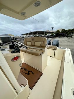 Scout 255 LXF image