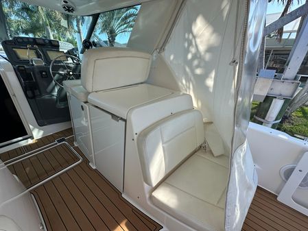 Tiara Yachts 3600 Sovran image