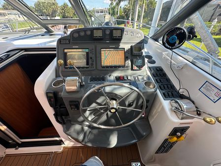 Tiara Yachts 3600 Sovran image