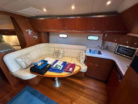 Tiara Yachts 3600 Sovran image