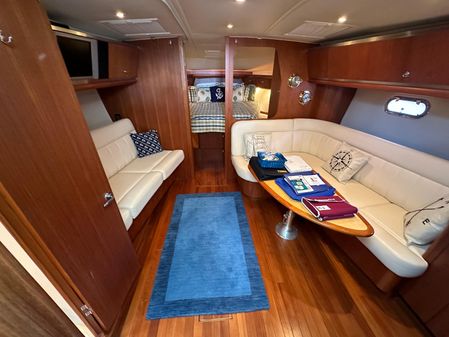 Tiara Yachts 3600 Sovran image