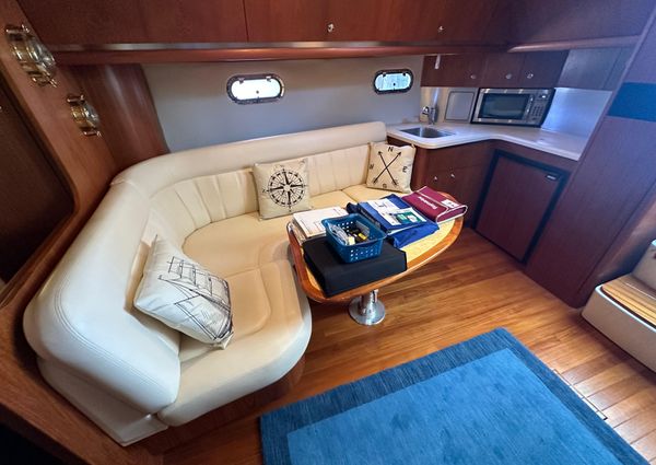 Tiara Yachts 3600 Sovran image