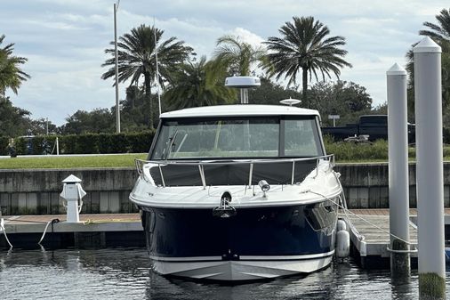 Sea Ray 32 Sundancer image