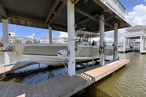 Boston Whaler 330 Outrage image