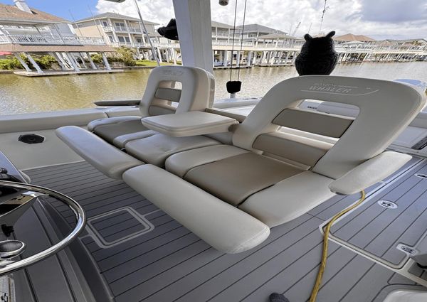 Boston Whaler 330 Outrage image