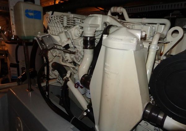 Carver 445-AFT-CABIN-MOTOR-YACHT image