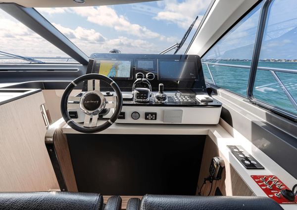 Azimut 60 fly image