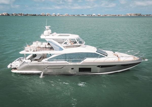 Azimut 60 fly image