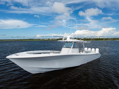 Yellowfin 39 Offshore image