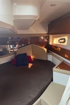 Sea Ray 370 Venture image