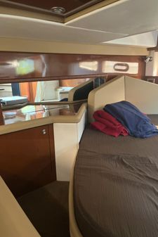 Sea Ray 370 Venture image
