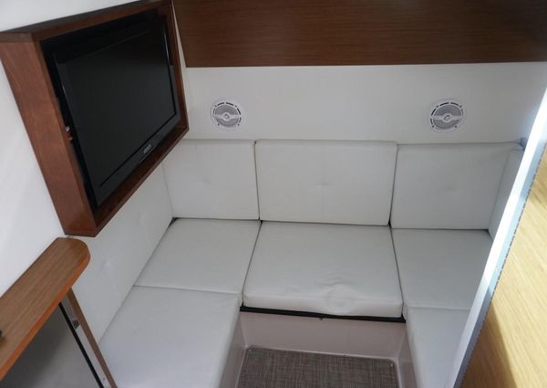 Cruisers Yachts 328 BR image