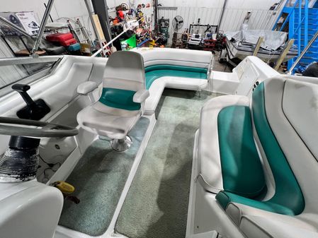 Chris-craft CROWNE-262 image