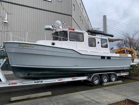 Ranger Tugs R-31 image