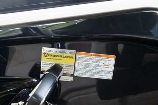 Yamaha Boats 242 Limited S E-Series image