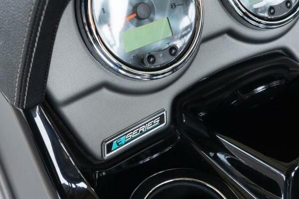 Yamaha Boats 242 Limited S E-Series image