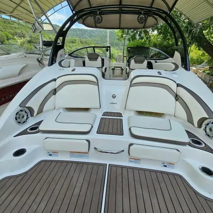Yamaha Boats 242 Limited S E-Series image