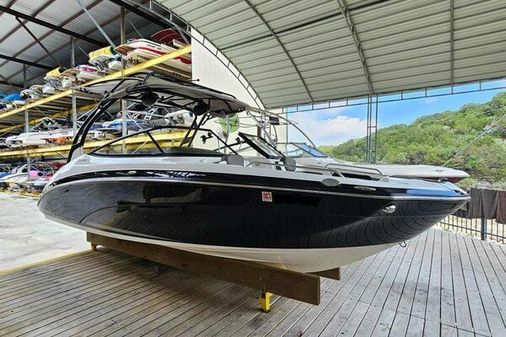 Yamaha Boats 242 Limited S E-Series image