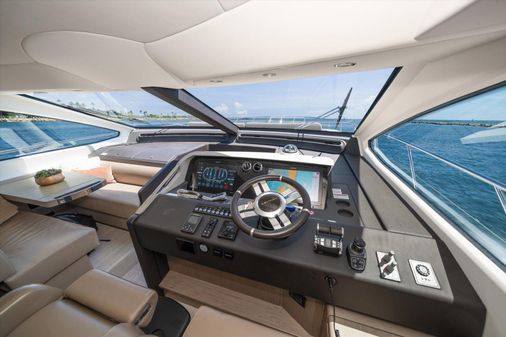 Azimut Fly 72 image