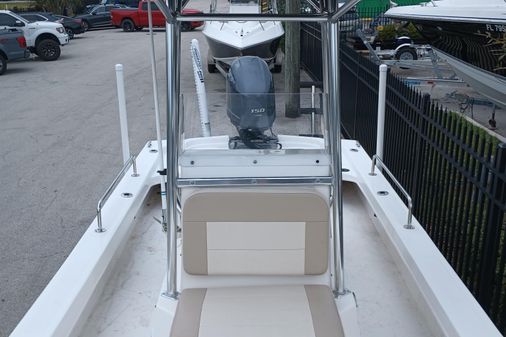 Twin Vee 22 Center Console image