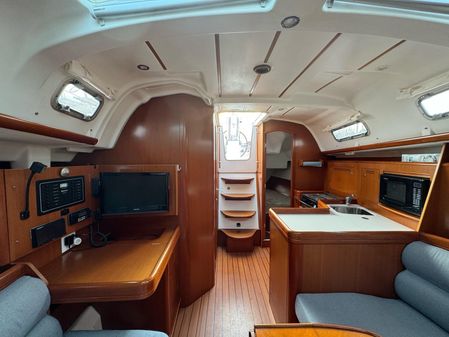 Beneteau 343 image