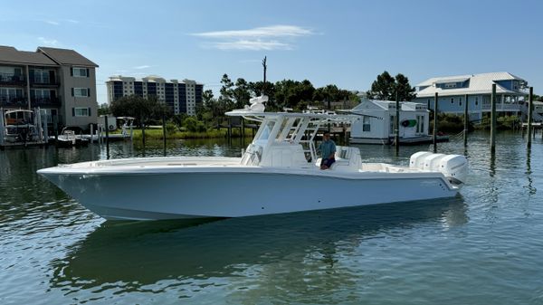 Invincible 36 Open Fisherman 