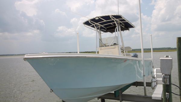 Jones Brothers 23 Cape Fisherman Yamaha F250 