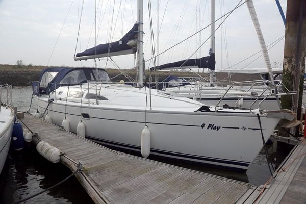 Jeanneau Sun Odyssey 37 - main image