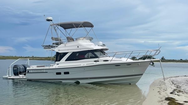 Cutwater C-32 CB