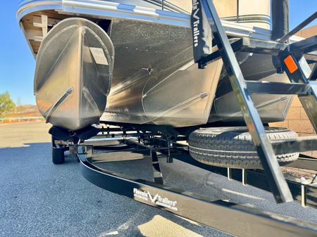 Tahoe-pontoon LTZ-QUAD-LOUNGER image