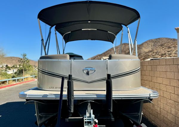 Tahoe-pontoon LTZ-QUAD-LOUNGER image