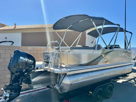 Tahoe-pontoon LTZ-QUAD-LOUNGER image