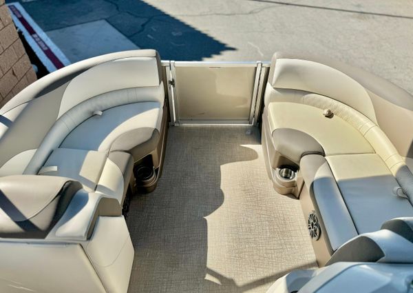 Tahoe-pontoon LTZ-QUAD-LOUNGER image