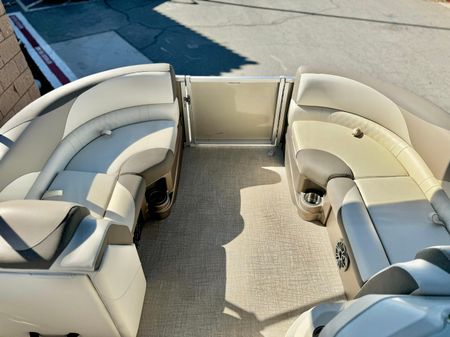 Tahoe-pontoon LTZ-QUAD-LOUNGER image