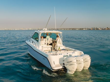 Boston Whaler 345 Conquest image