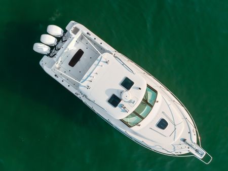 Boston Whaler 345 Conquest image