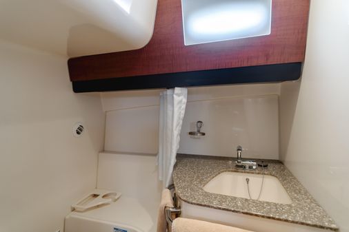 Boston Whaler 345 Conquest image