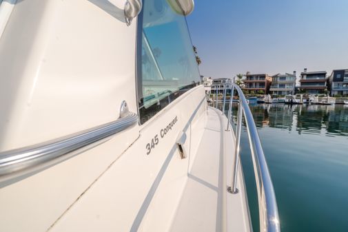 Boston Whaler 345 Conquest image