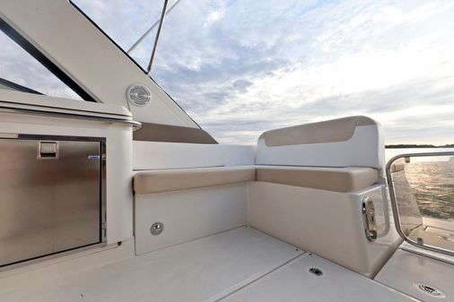 Sea-ray 370-VENTURE image