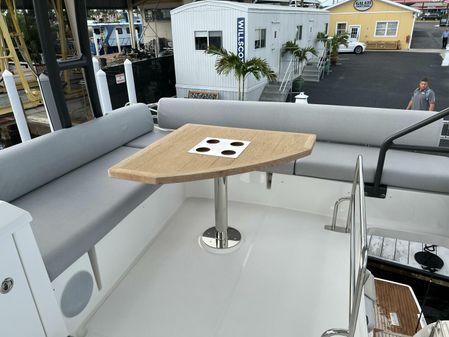 Prestige 460 Flybridge image