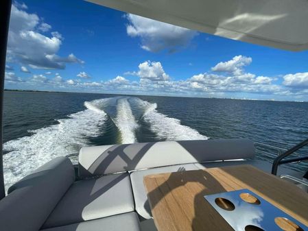 Prestige 460 Flybridge image