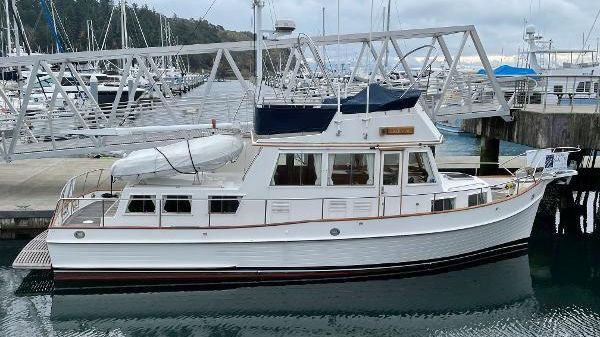 Grand Banks 36 Classic Tri-Cabin 